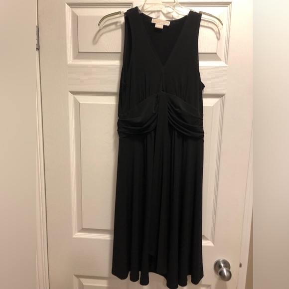 Michael Kors Black Sleeveless VNeck Gathered Front Dress Size Large - Picture 2 of 2